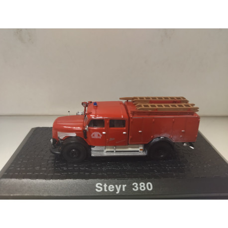 STEYR 380 FIRE/POMPIERS/BOMBEROS 1:72 ATLAS IXO HARD BOX