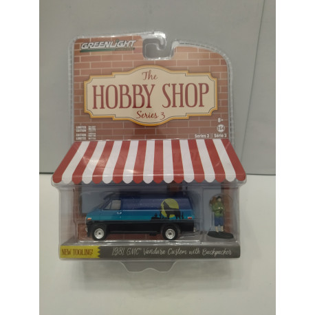 GMC VANDURA 1981 CUSTOM W/BACKPACKER HOBBY SHOP 1:64 GREENLIGHT