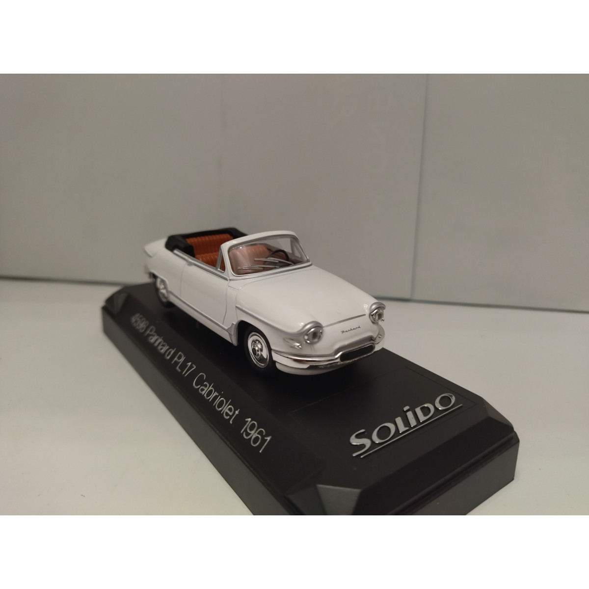 PANHARD PL17 1961 CABRIOLET WHITE 143 SOLIDO 4598 BCN STOCK CARS