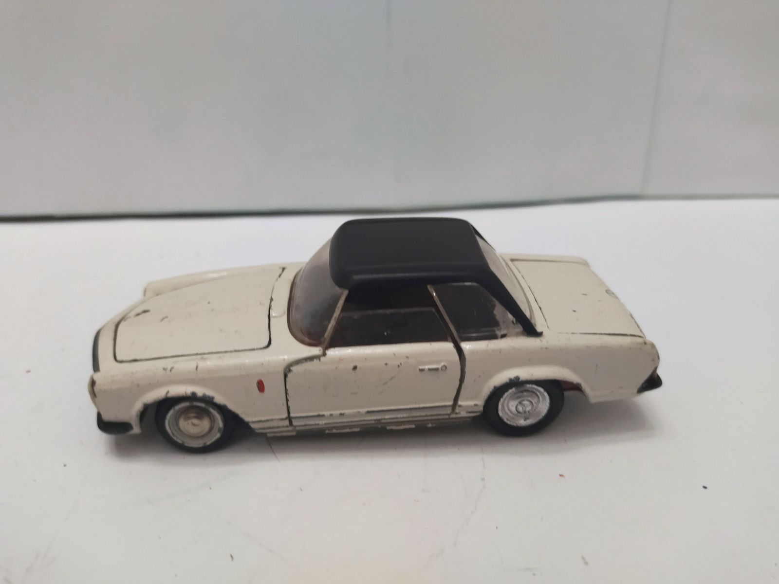 mercedes-benz-230-sl-143-tekno
