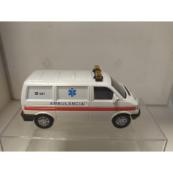 VOLKSWAGEN T4 TRANSPORTER AMBULANCIA/AMBULANCE 061 1:43 HONGWELL NO BOX