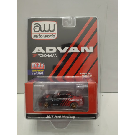 FORD MUSTANG 2017 ADVAN YOKOHAMA 1:64 AUTO WORLD