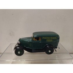 FORD PANEL VAN 1934 VINTAGE VEHICLES 1:43 ERTL BOX ROTA/V FOTOS