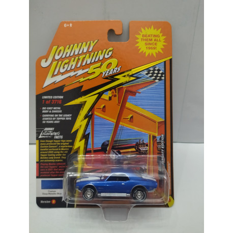 CHEVROLET CAMARO CUSTOM BLUE & WHITE 50 YEARS 1:64 JOHHNNY LIGHTNING