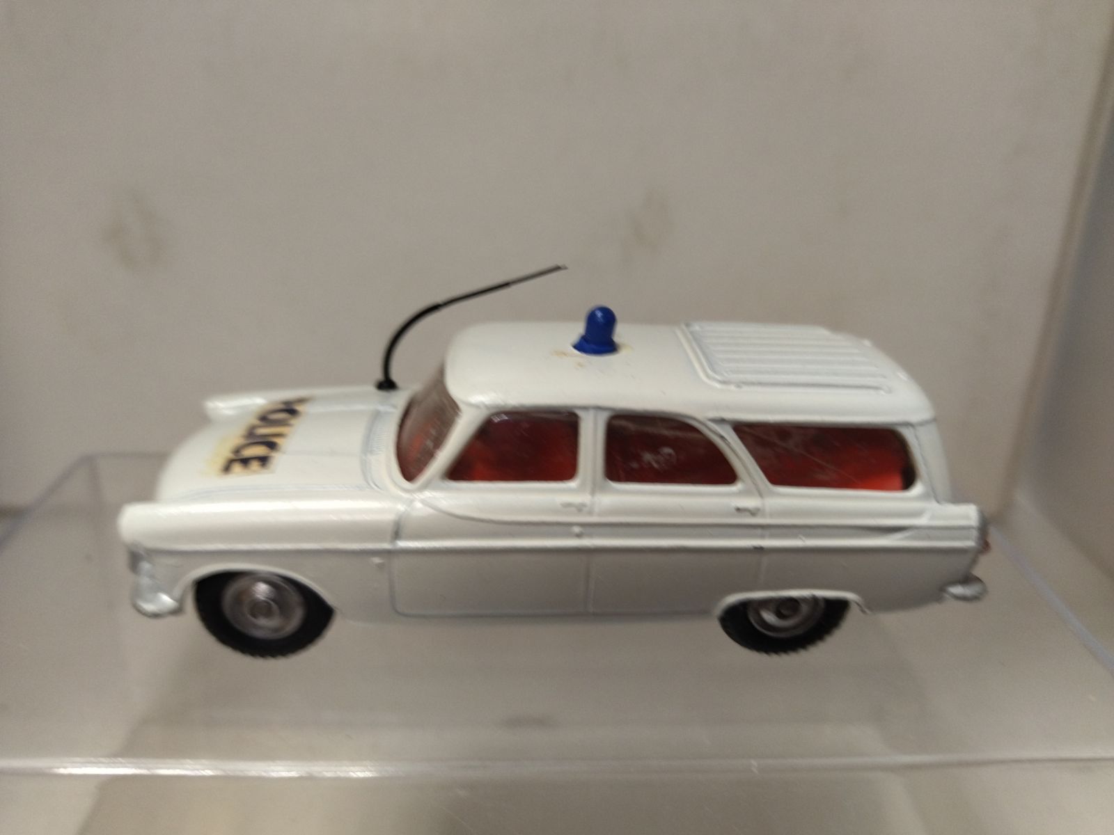 FORD ZEPHYR POLICE MOTORWAY PATROL CAR 1:43 CORGI NO BOX/V FOTOS
