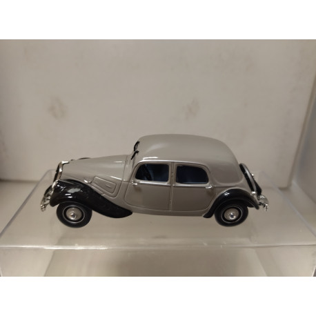 CITROEN TRACTION 22CV BERLINA 1934 1:43 UH NO BOX/DEFECT/V FOTOS