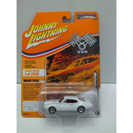 OLDSMOBILE CUTLASS W31 1968 RAM ROD MUSCLE CARS USA 1:64 JOHNNY LIGHTNING