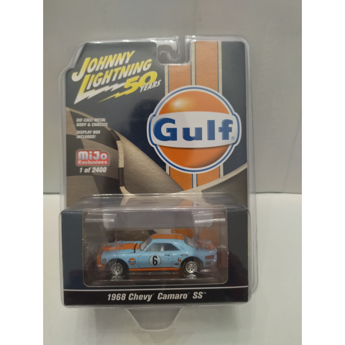 Johnny Lightning échelle 1/64 JLPK022 - Volkswagen / Ford BMX Freestyle Noir/blanc