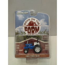 FORD 5610 1982 TRACTOR WHITE & BLUE FARM 1:64 GREENLIGHT