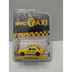 FORD CROWN VICTORIA TAXI NEW YORK CITY 1:64 GREENLIGHT