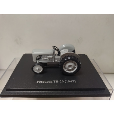 FERGUSON TE-20 1947 TRACTOR 1:43 HACHETTE UH