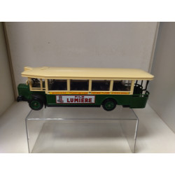 RENAULT TN6C 1934 AUTOBUS FILM LUMIERE 1:50 SOLIDO 4401 BOX BROKEN/V FOTOS