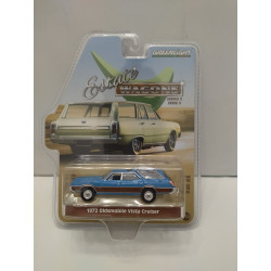 OLDSMOBILE VISTA CRUISER 1972 ESTATE WAGONS 1:64 GREENLIGHT