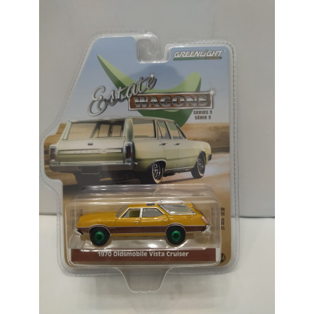 OLDSMOBILE VISTA CRUISER 1972 GREENMACHINE ESTATE WAGONS 1:64 GREENLIGHT