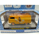 VOLKSWAGEN T1 1960 DELIVERY VAN USA MODEL ORANGE SHOES 1:64 M2 MACHINES