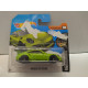 PORSCHE 911 GT3 RS GREEN 1:64 HOT WHEELS CARTON MAL ESTADO/CARD DAMAGED