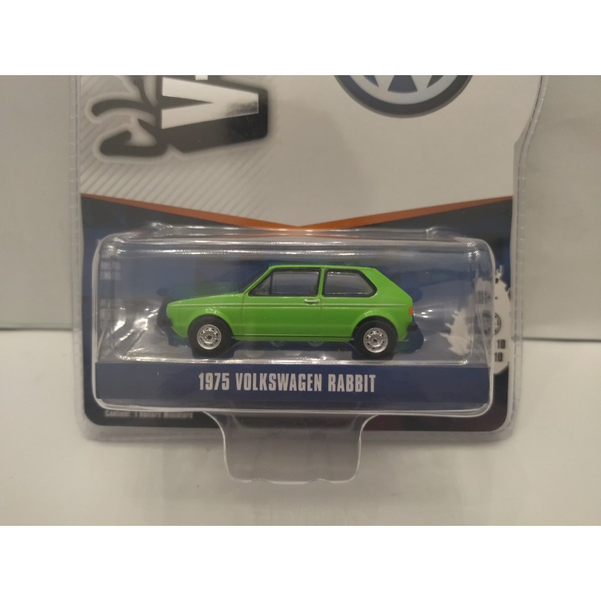 VOLKSWAGEN RABBIT (GOLF 1) 1975 LIGHT GREEN V-DUBS 1:64 GREENLIGHT ...