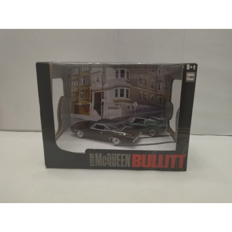 FORD MUSTANG 1968 GT & DODGE CHARGER BULLITT DIORAMA 1:64 GREENLIGHT