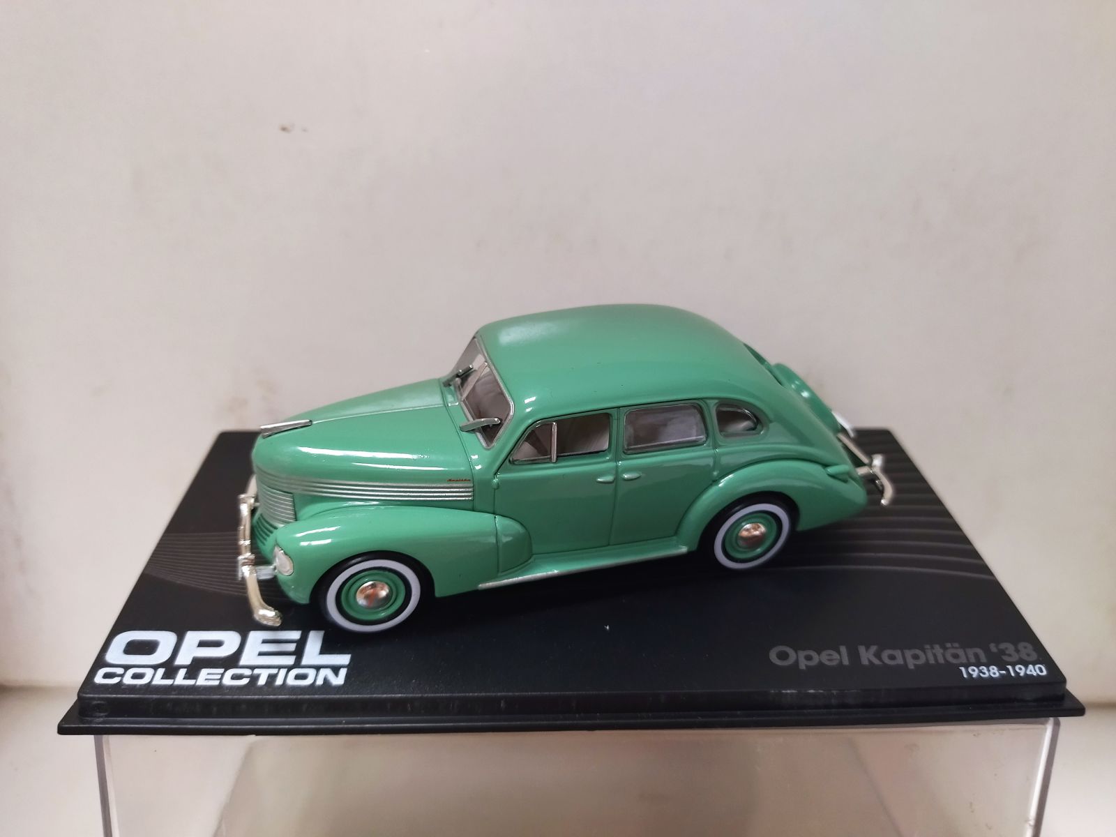 OPEL KAPITAN 1938-40 GREEN 1:43 EAGLEMOSS IXO - BCN STOCK CARS