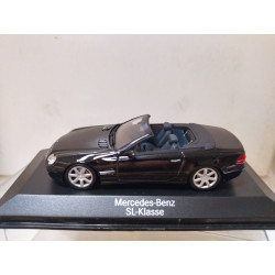 MERCEDES-BENZ R230 2001 SL-KLASSE BLACK 1:43 MINICHAMPS URNA RAJADA/V FOTO