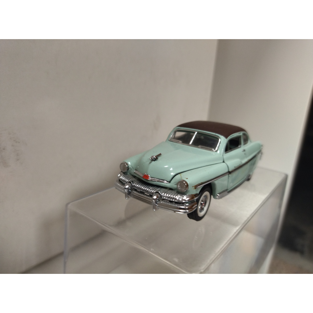 Miniature Brooklin 1:43 – Ford Victoria 1951, Couleur Verte, Métal