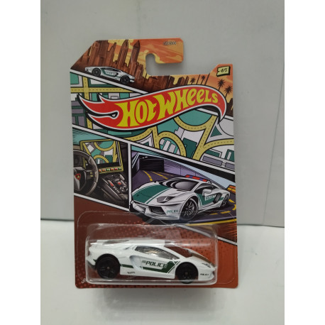 LAMBORGHINI AVENTADOR COUPE 4/5 AUTOMOTIVE POLICE 1:64 HOT WHEELS