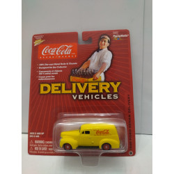 FORD SEDAN 1940 DELIVERY DELIVERY VEHICLES 1:64 JOHNNY LIGHTNING
