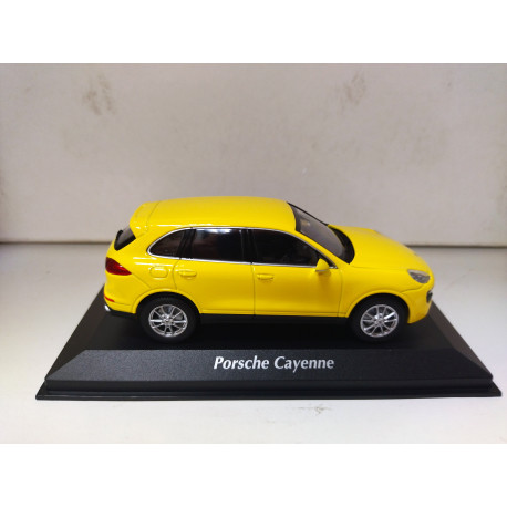 PORSCHE CAYENNE 2014 YELLOW MINICHAMPS MAXICHAMPS 1:43