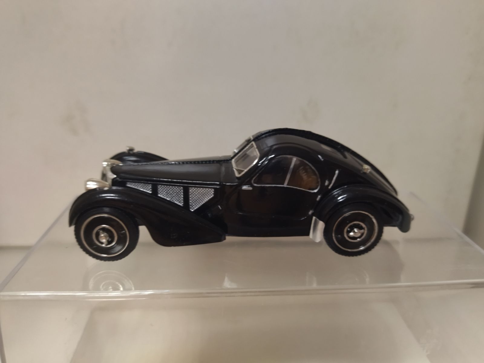 bugatti-57s-1934-coupe-143-