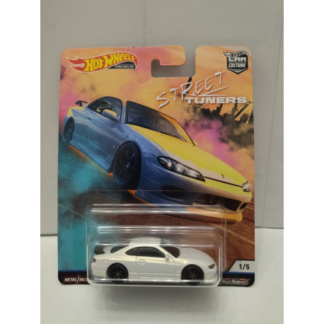 NISSAN SILVIA S15 WHITE 1/5 STREET TUNERS 1:64 HOT WHEELS PREMIUM