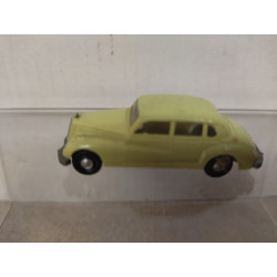 MERCEDES-BENZ 300 LIGHT YELLOW 1:87 H0 EKO NO BOX