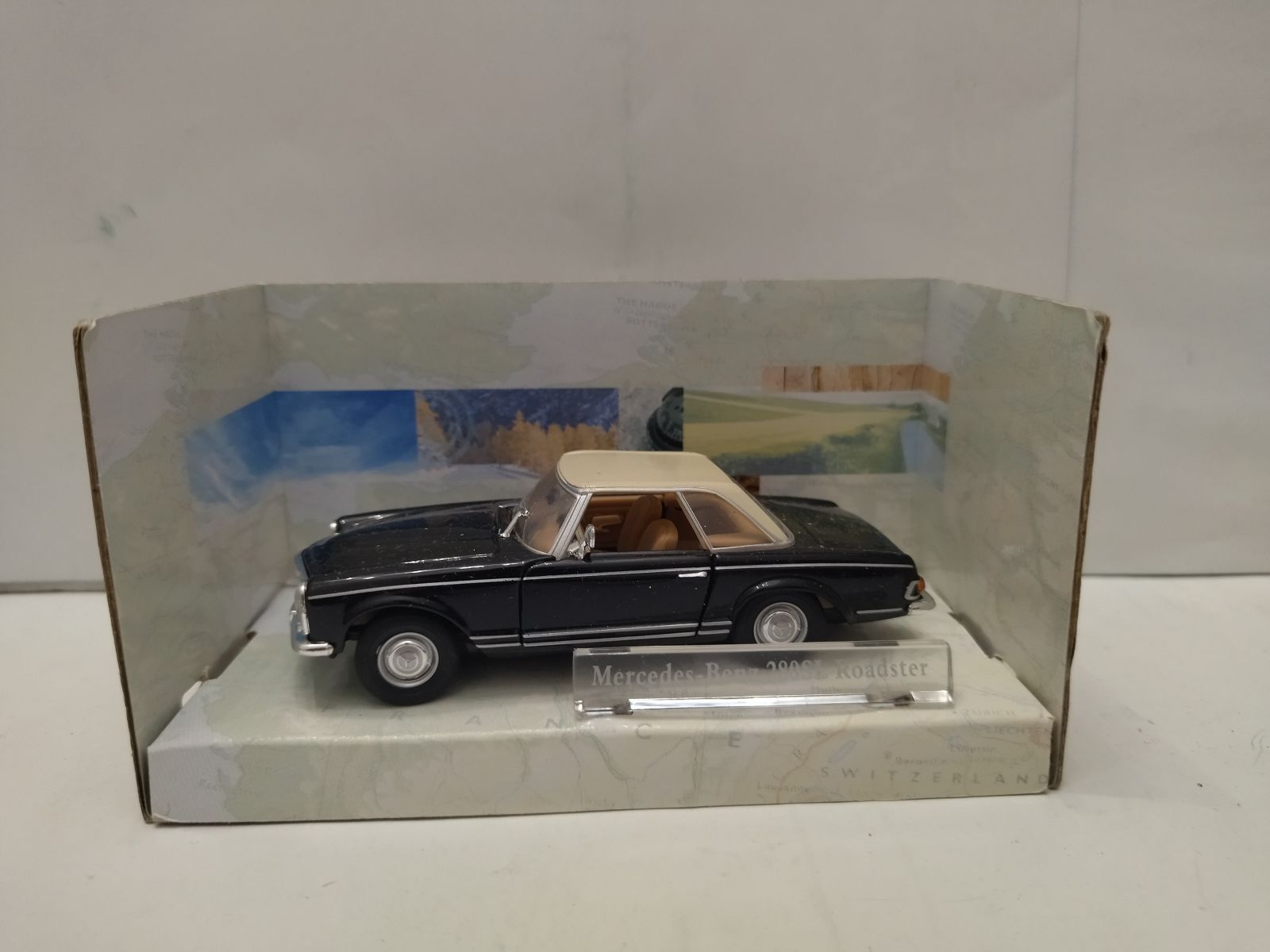 MERCEDES-BENZ 280SL ROADSTER 1:43 CARARAMA - BCN STOCK CARS