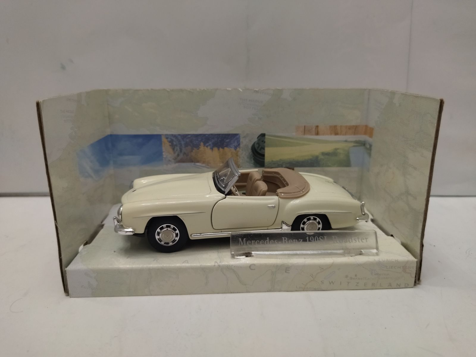 Cararama - 1:43 - Mercedes Benz 190 SL Roadster - Avec
