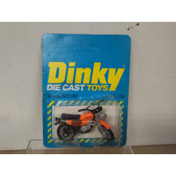 HONDA MT 250 ORANGE/RED MOTO/BIKE DINKY HONG KONG No124 scale ?