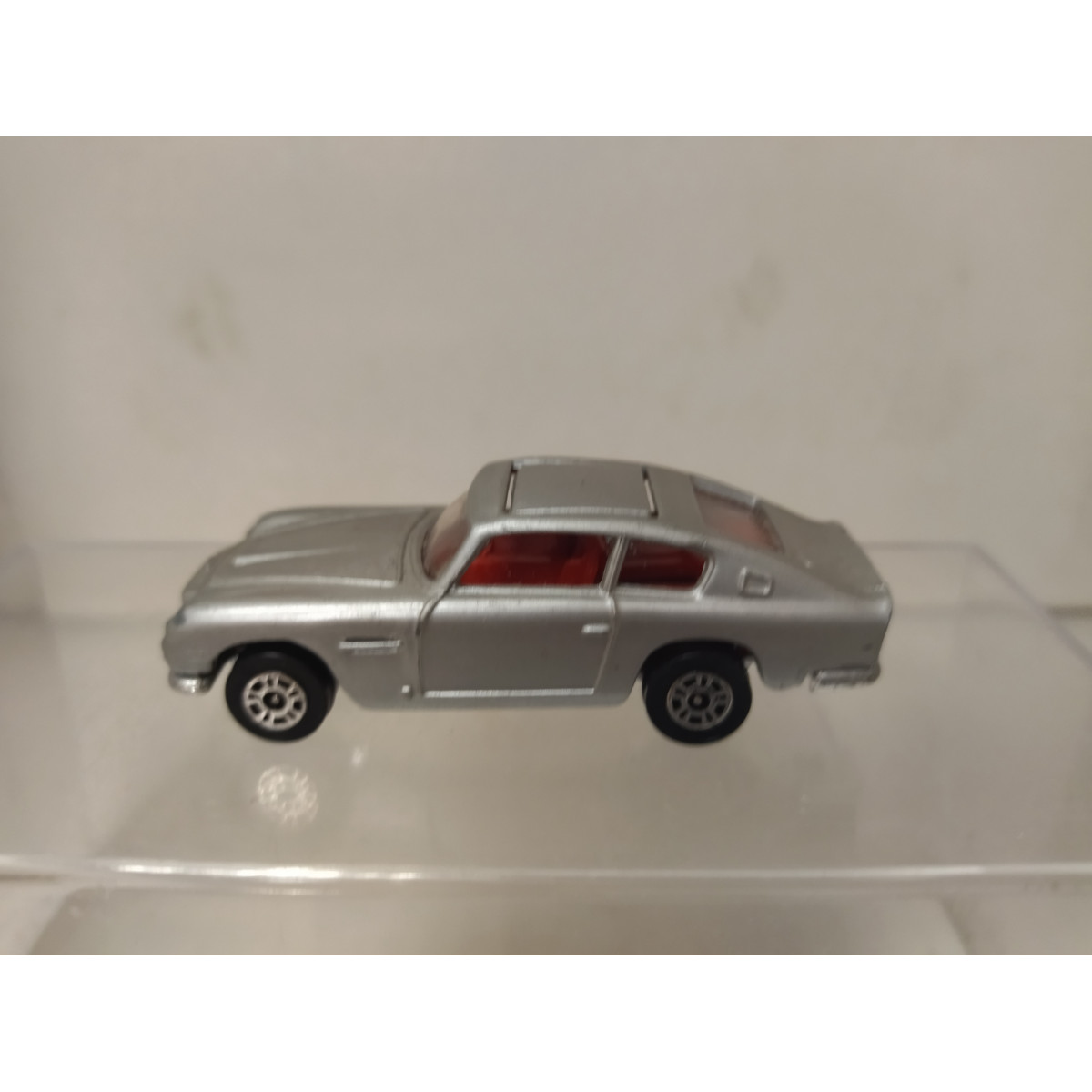 CORGI ASTON MARTIN DB6 007 助手席射出 当時 英国製 Amazon