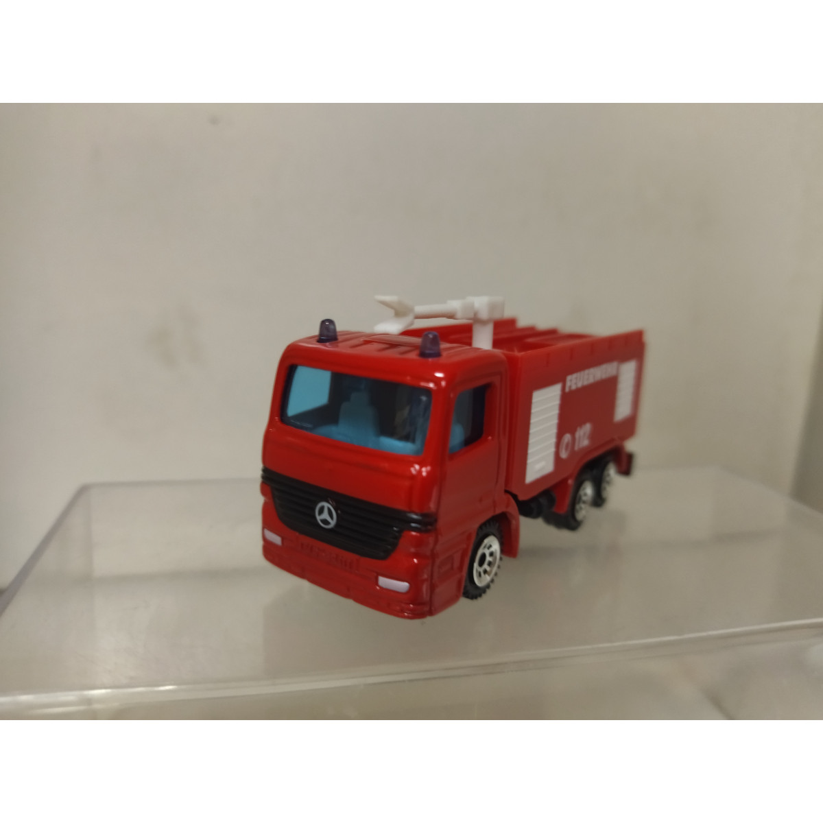 Siku 1/55 Mercedes Benz Camion De Pompiers – Rouge/Blanc, Occasion