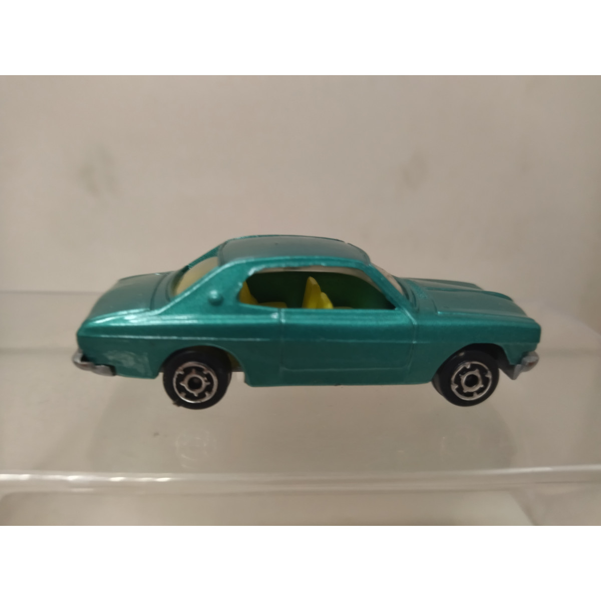 TOMYTEC 1/64 Limited Vintage NEO Nissan Skyline HT 2000 Turbo GT-ES Red - AXELLWORKS HOBBYTOWN