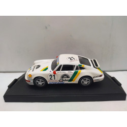 PORSCHE 911 1990 CARRERA CUP FRANCE n21 JOHNSON 1:43 VITESSE