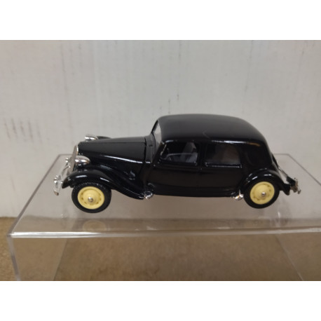 CITROEN TRACTION AVANT 15 CV 1939 BLACK 1:43 SOLIDO NO BOX