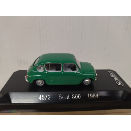 SEAT 800 1964 GREEN 1:43 SOLIDO 4572