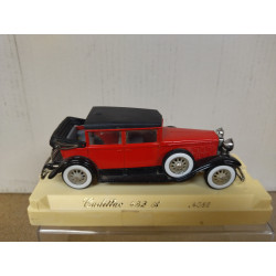 CADILLAC V16 452A 1931 RED & BLACK 1:43 SOLIDO 4085