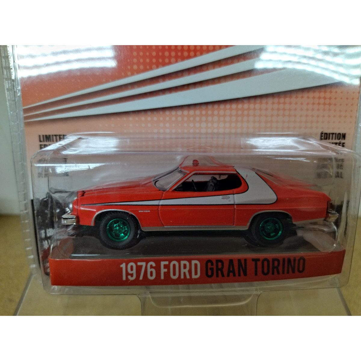 FORD GRAN TORINO starsky & hutch maquette 1/8 collection hachette