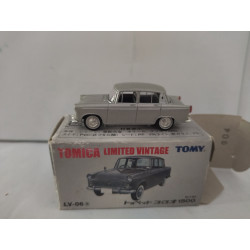 TOYOPET CORONA 1500 GREY 1:64 TOMICA LTD VINTAGE LV-01a