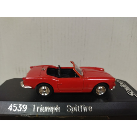 TRIUMPH SPITFIRE 1970 SPIDER RED 1:43 SOLIDO 4539