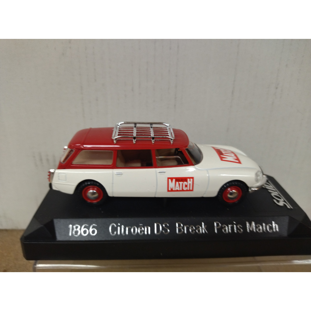 Citroën DS break MICHELIN (Solido référence 82107) – Voiture miniature 1/43 | Achat modèle réduit de collection – Bernard Miniatures