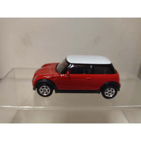 MINI COOPER ONE RED & WHITE apx 1:64 WELLY NO BOX