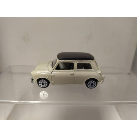 MORRIS MINI 1961 WHITE & BLACK 1:64 MOTOR MAX NO BOX