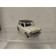 MORRIS MINI 1961 WHITE & BLACK 1:64 MOTOR MAX NO BOX