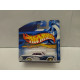 CHEVROLET IMPALA 1965 WHITE & BLUE 1:64 HOT WHEELS