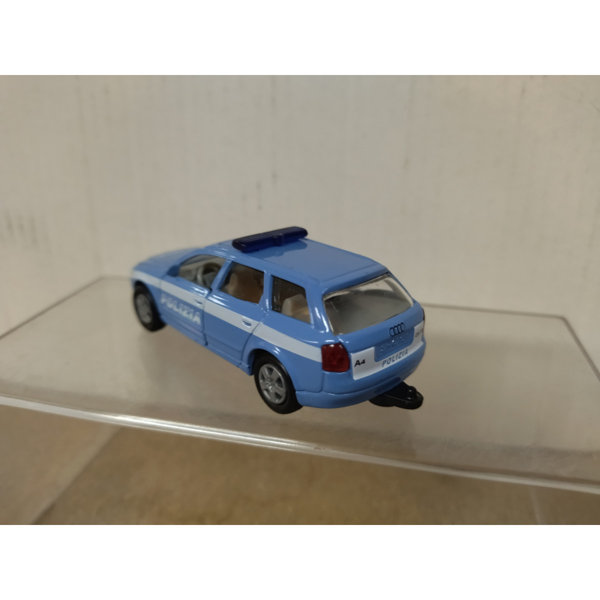 Miniature Audi A4 Avant I - Police Autoroutière Italienne (Polizia Autostradale) - Échelle 1/43